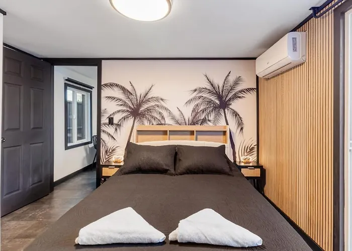 Wellness&spa Retreat Sleeps 19 Villa *