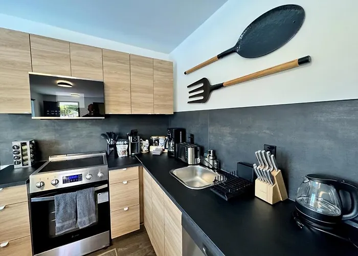 Villa Wellness&spa Retreat Sleeps 19 Phoenix
