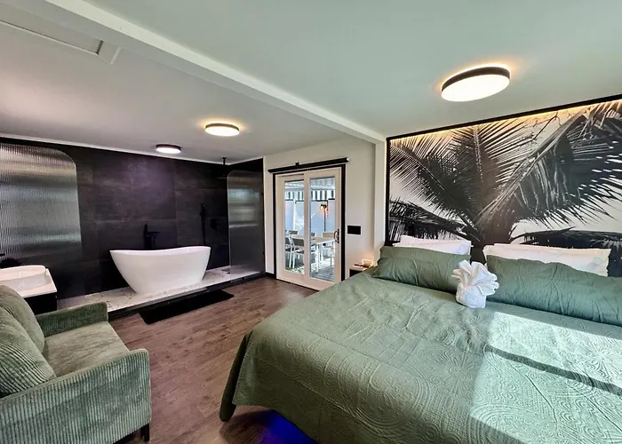 Wellness&spa Retreat Sleeps 19
