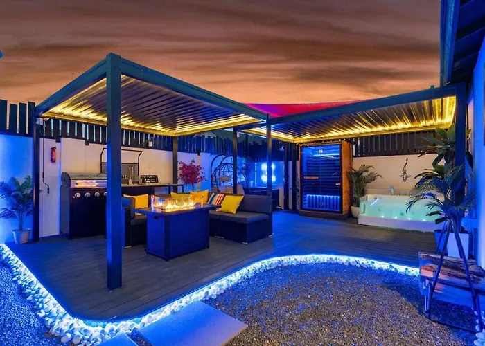 Villa Wellness&spa Retreat Sleeps 19 *